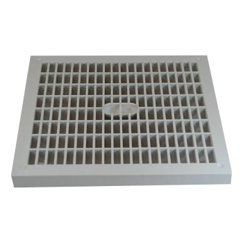 Kratka do Studzienki 300x300 mm PVC Scala Compact
